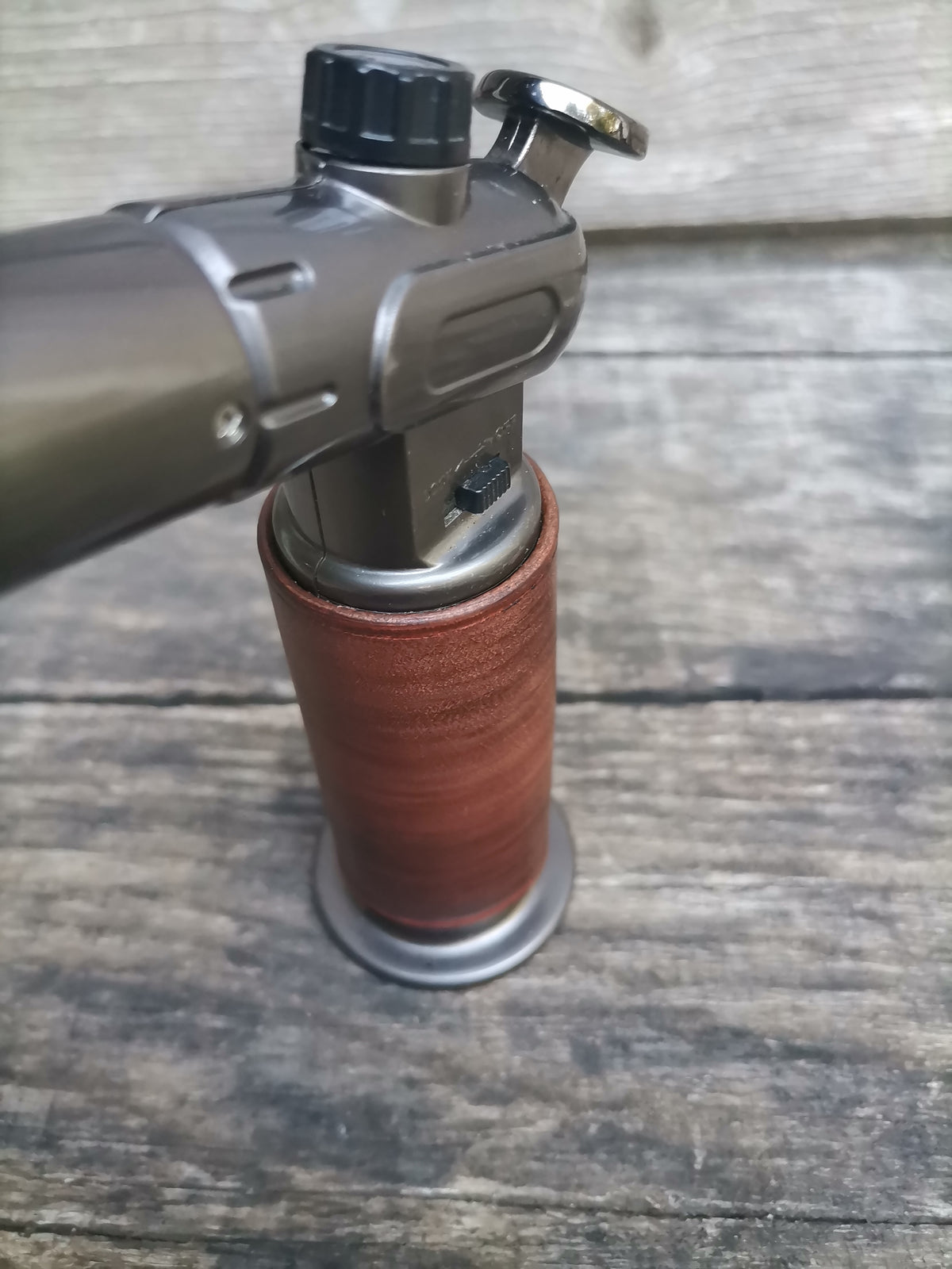 Ronx / Cadrim leather wrap