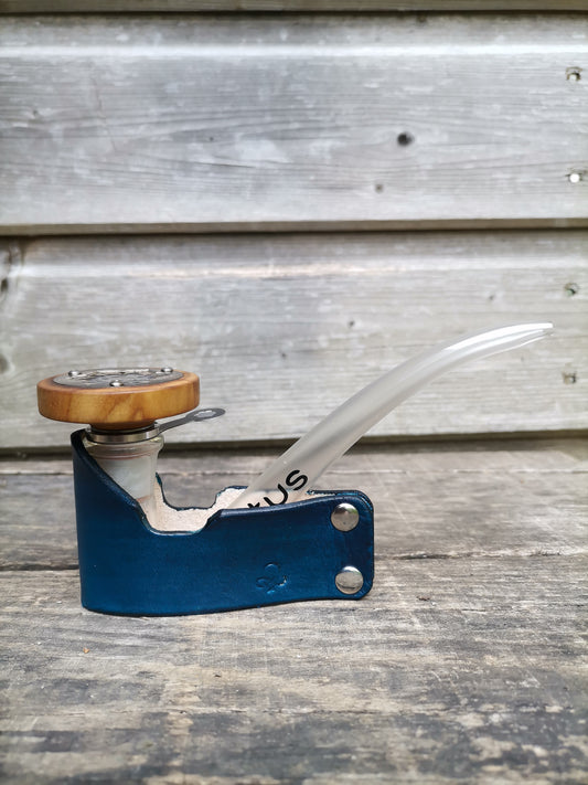 Lotus J Hook Stand Blue Amarante