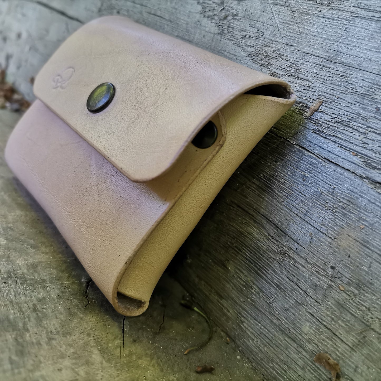 3X Batteries Pouch Natural