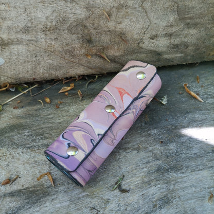 Pax Cover Marbling Lila