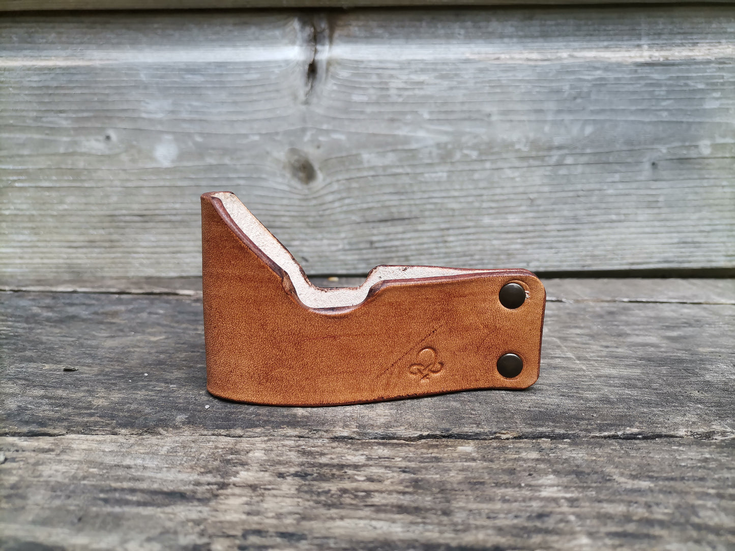 Lotus J Hook Stand Light Brown