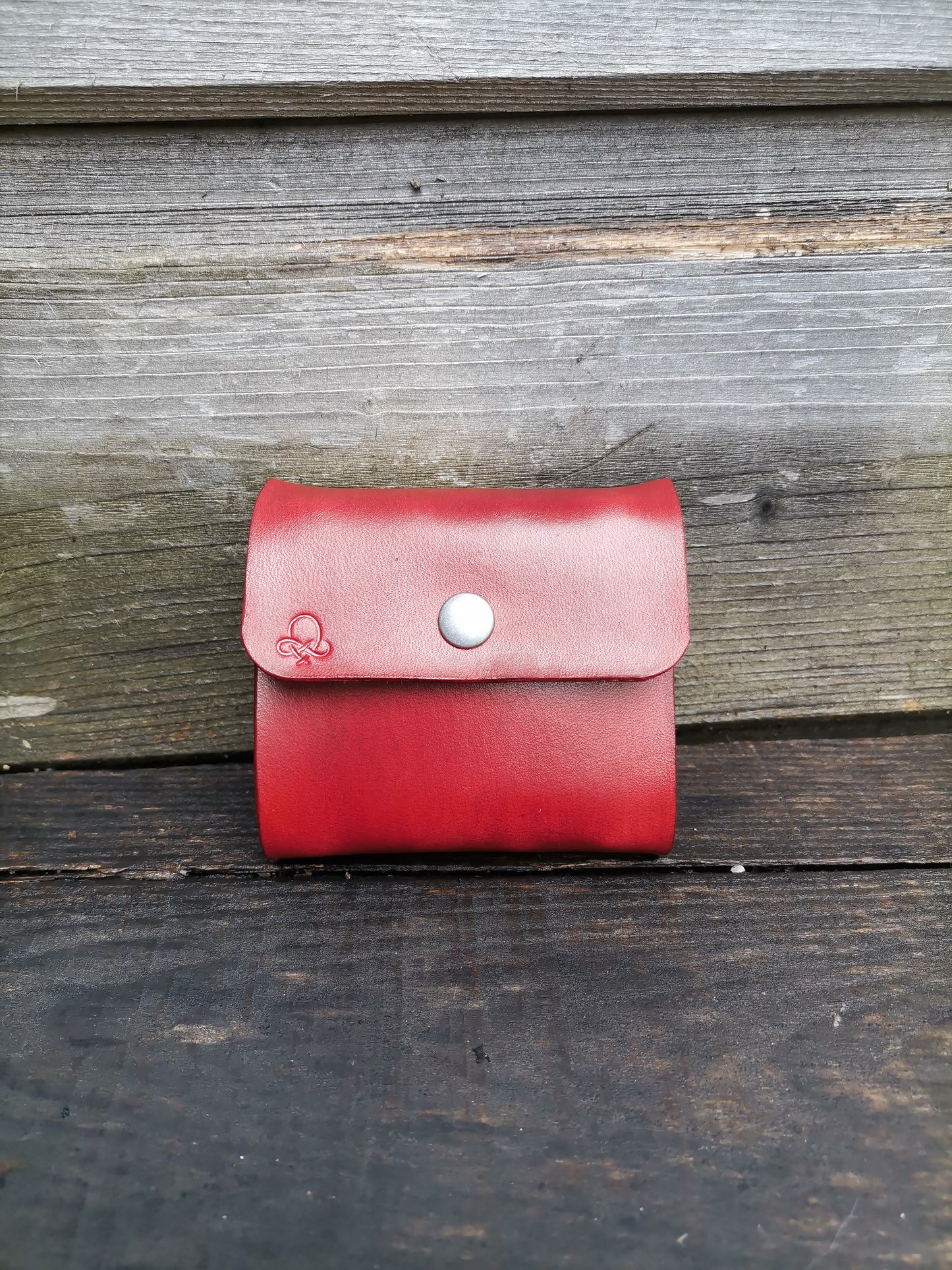 4X Batteries Pouch