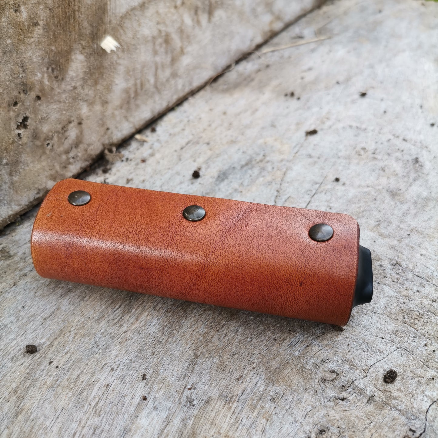Pax Cover Brown