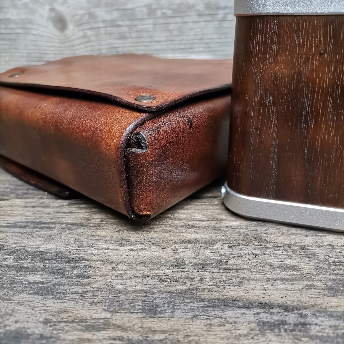 D H V Bag Brown
