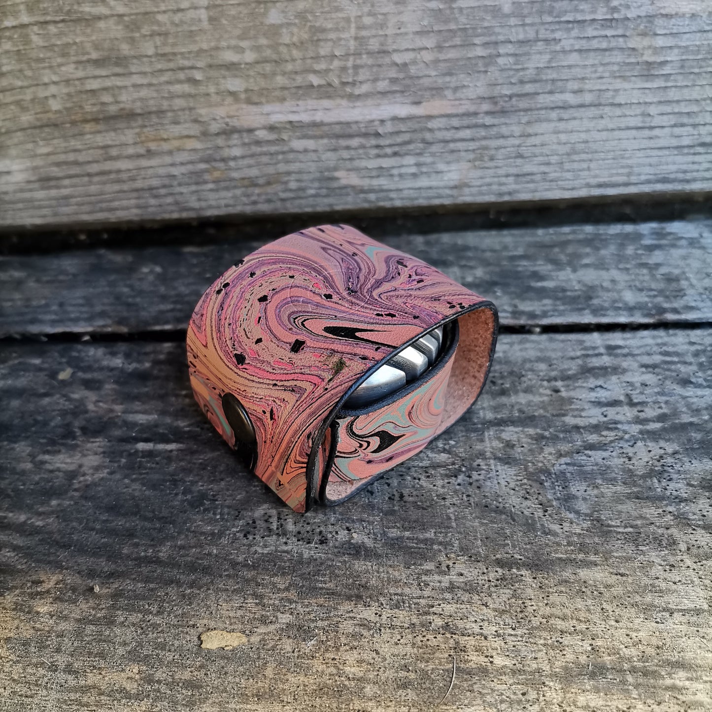 Scruffy Cooling Stand Case with marbling3