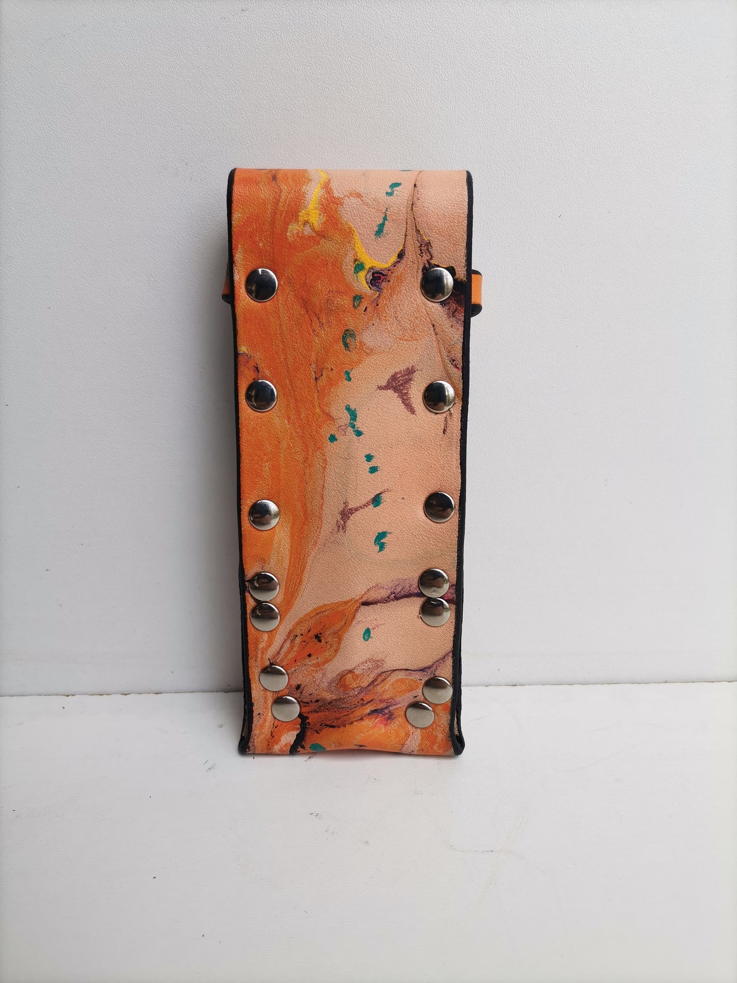 Hybrid Sleeve with orange marbling