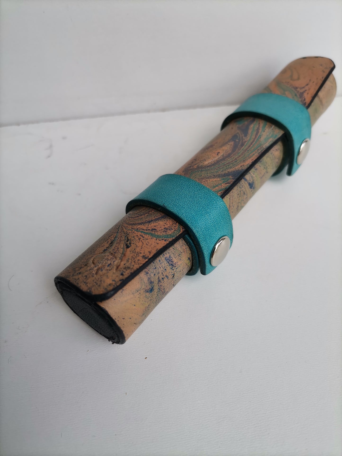 Mh Tempest Parchment Case With Marbling 4 (blue straps)