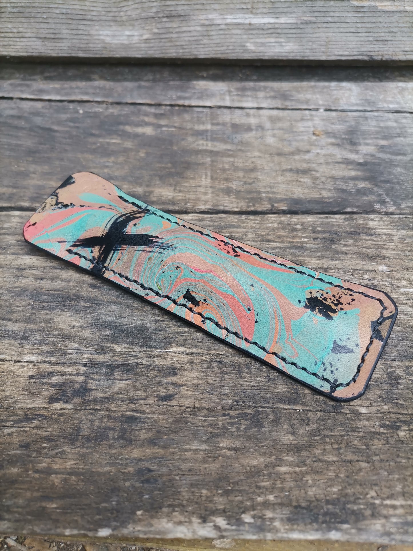 Thin sleeve with Blue/pink marbling