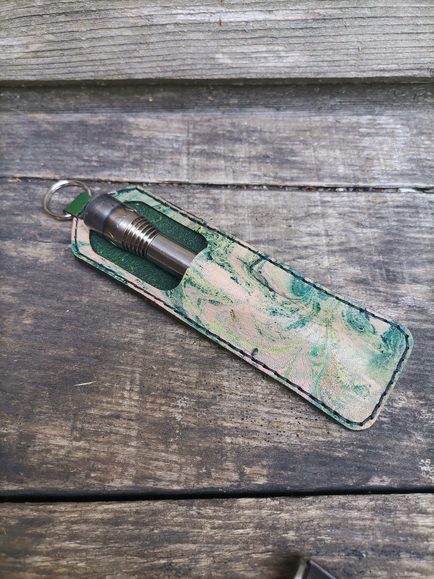 Dynavap / Camouflet case with marbling paint and with keyring attachment
