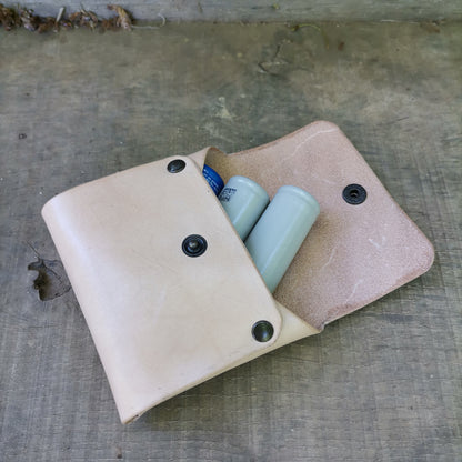3X Batteries Pouch Natural