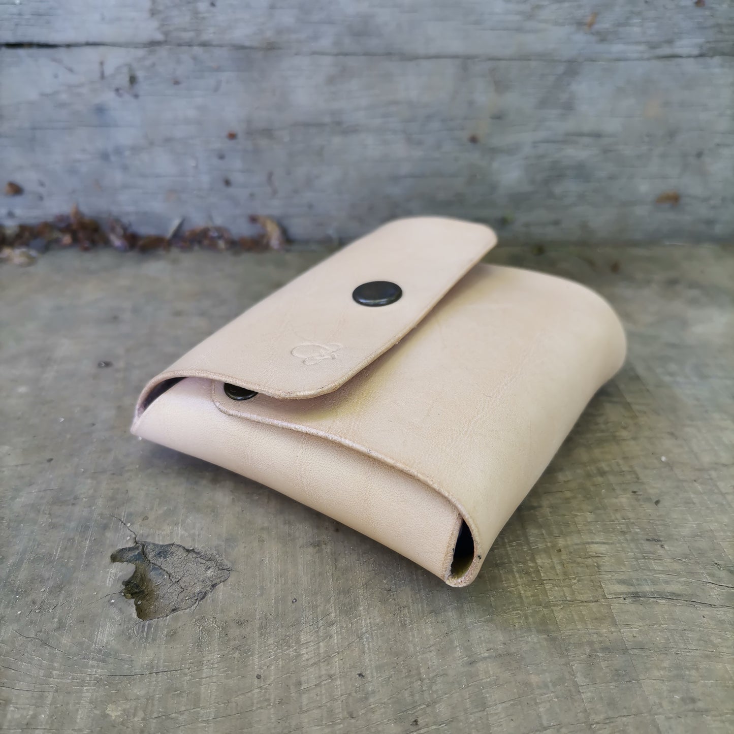3X Batteries Pouch Natural